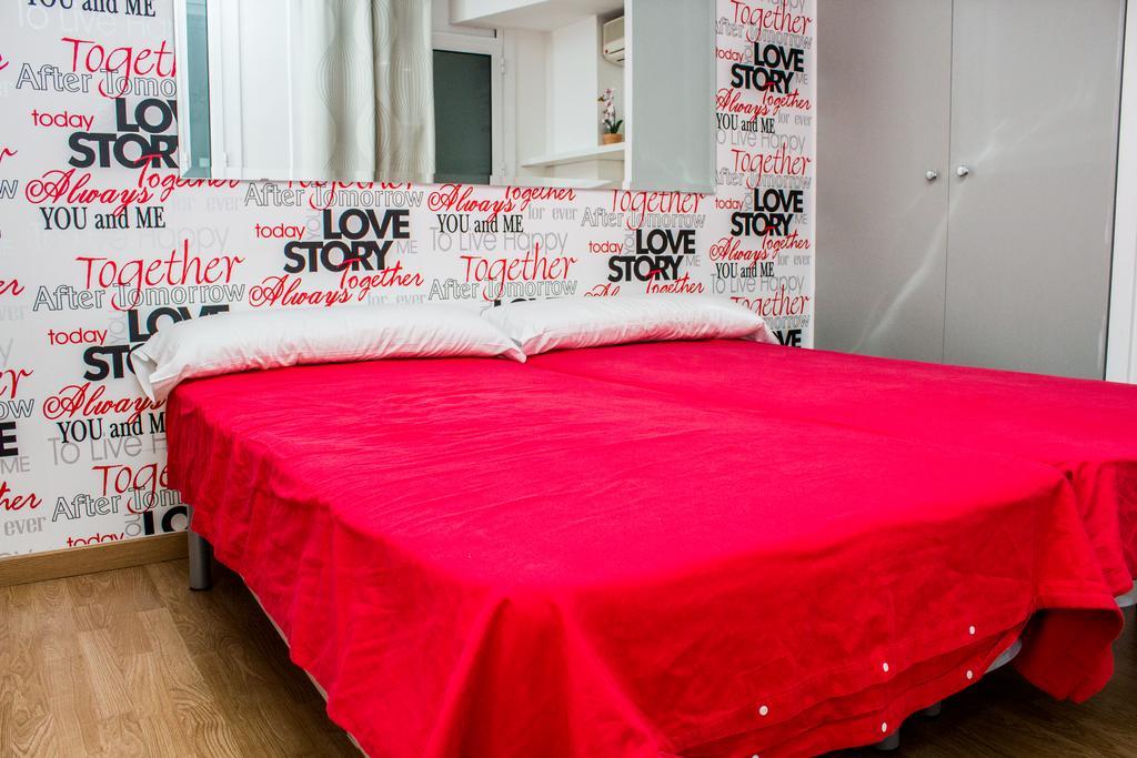 Cool & Chic Hostel Л'Успіталет-да-Любрагат Екстер'єр фото